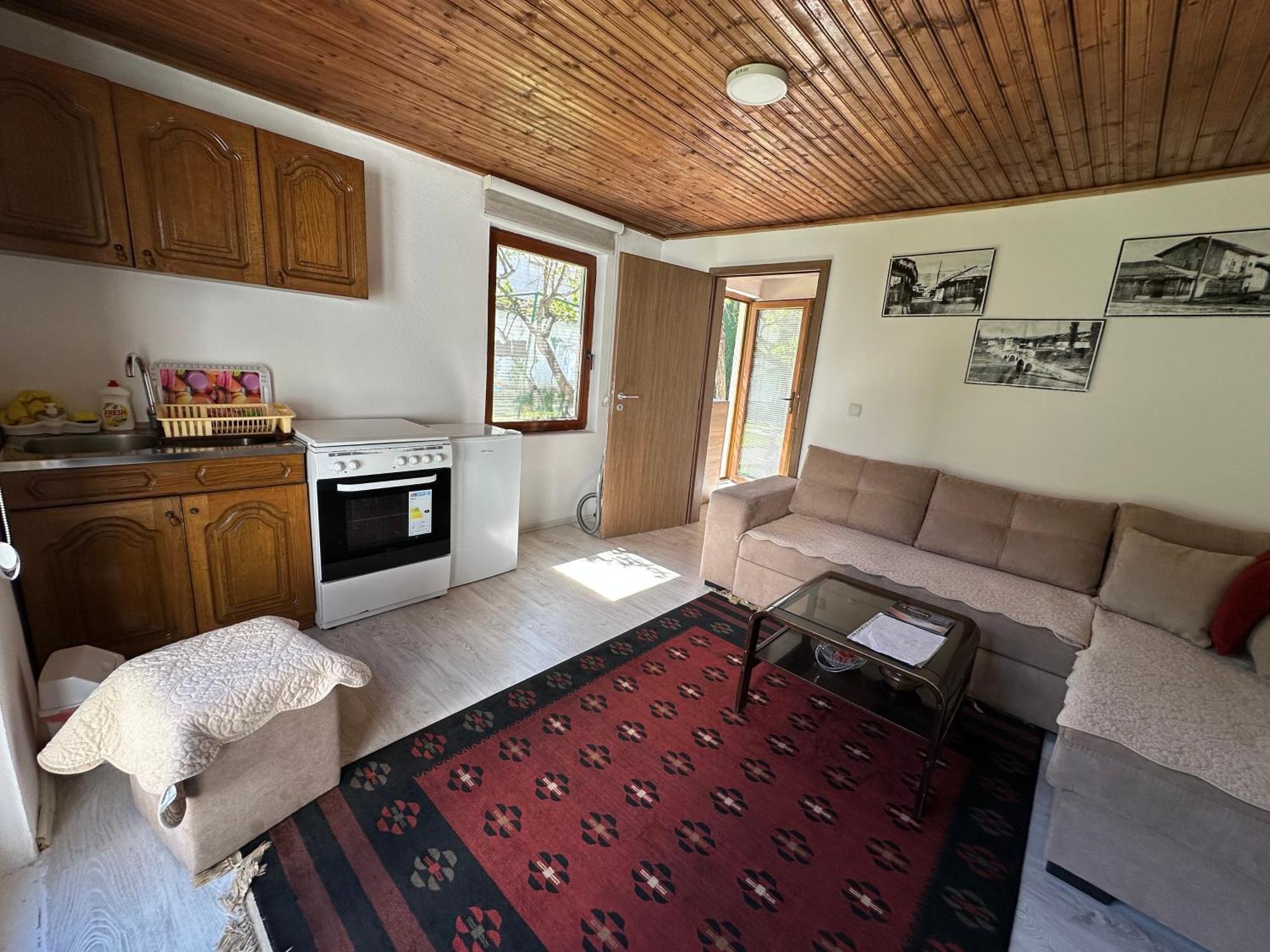 Garden Guesthouse Gjakova Zewnętrze zdjęcie