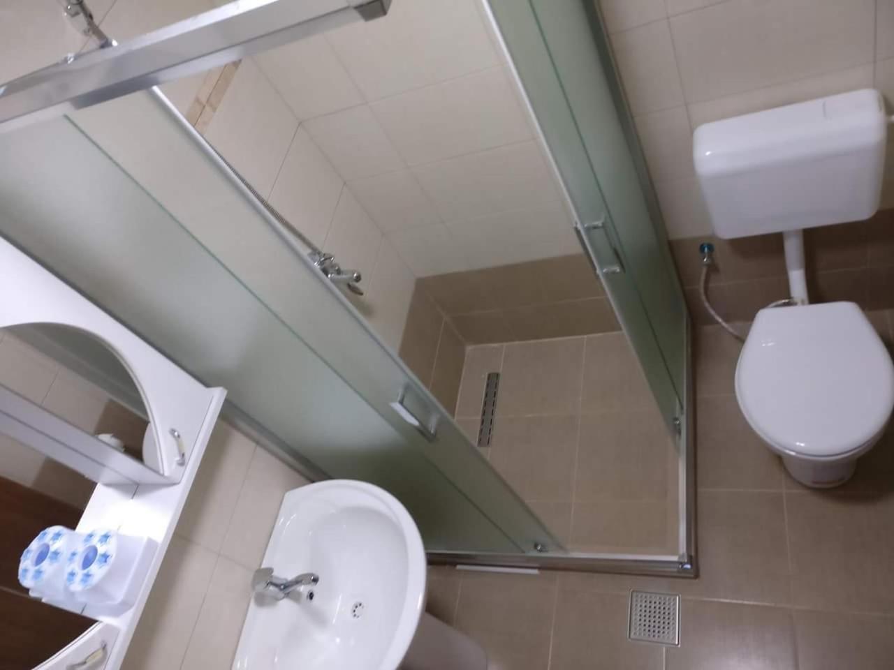 Garden Guesthouse Gjakova Zewnętrze zdjęcie